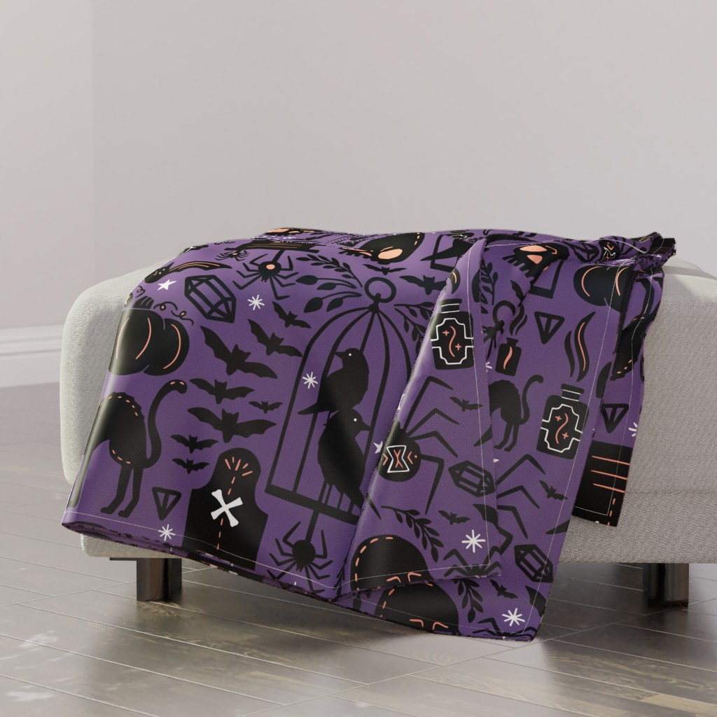 Spooky Specter Quilted Blanket NCU0NT358