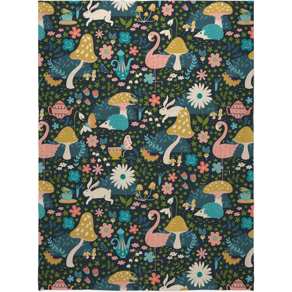 Wandering in Wonderland - Dark Blanket, Fleece, 60x80, Multicolor
