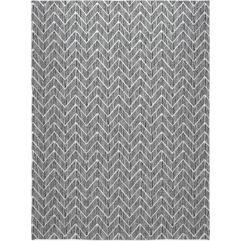 Black & White Chevron Blanket, Plush Fleece, 60x80, Gray, Gray