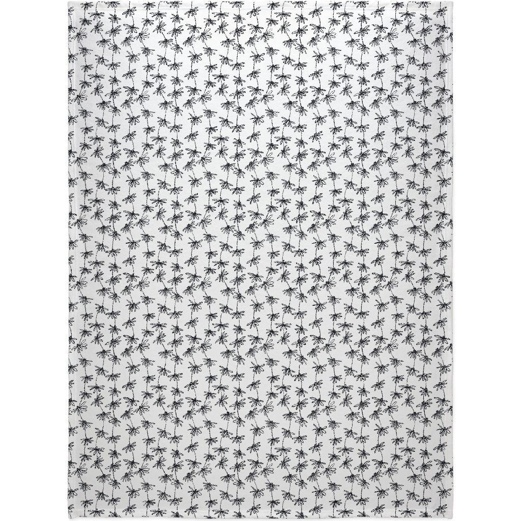 Daisy Chain - Black and White Blanket, Plush Fleece, 60x80, White, White