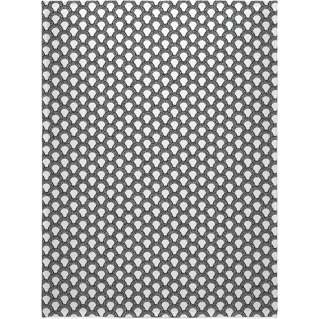 Scallops - Black & White Blanket, Sherpa, 60x80, Black