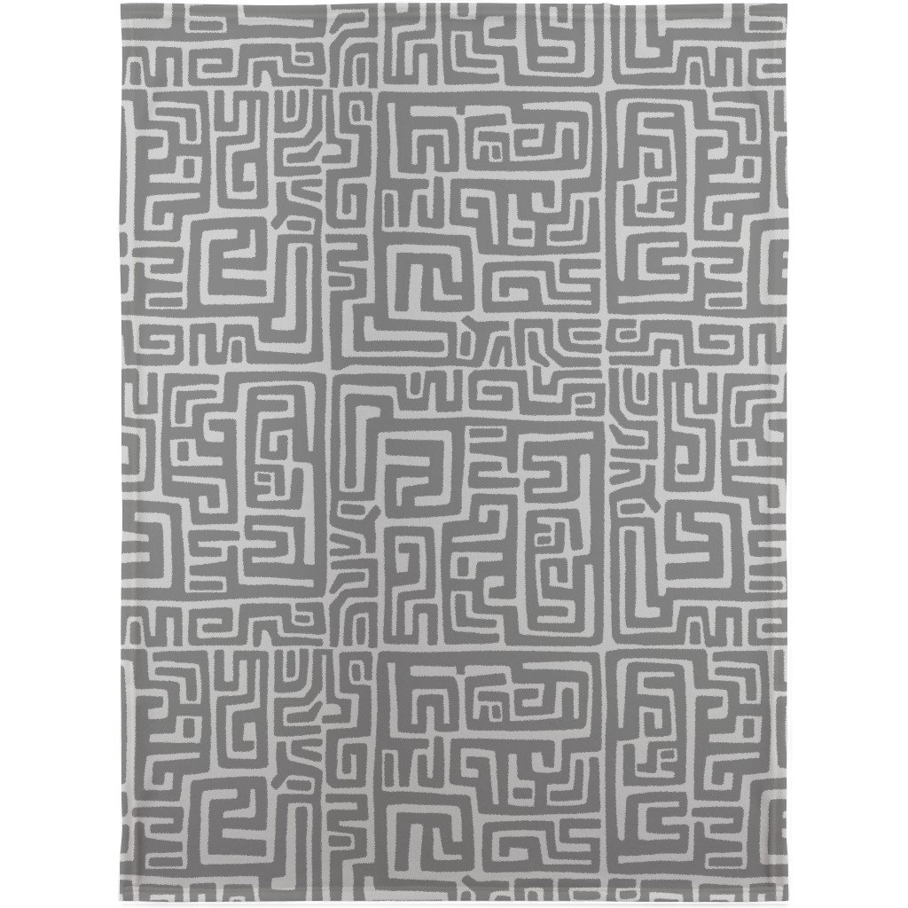 Maze Blanket, Fleece, 30x40, Gray, Light Gray