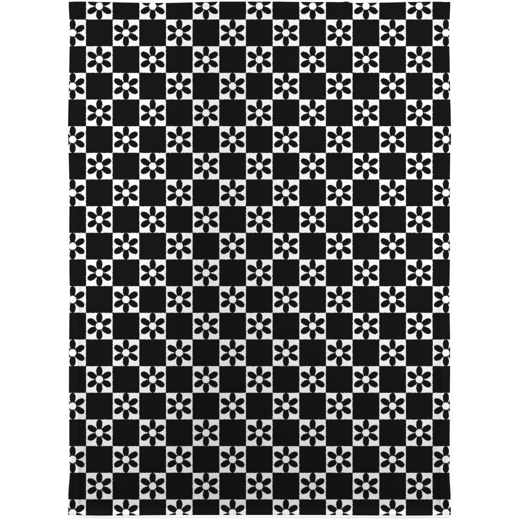 Daisy Checkerboard Blanket, Fleece, 30x40, Black, Black