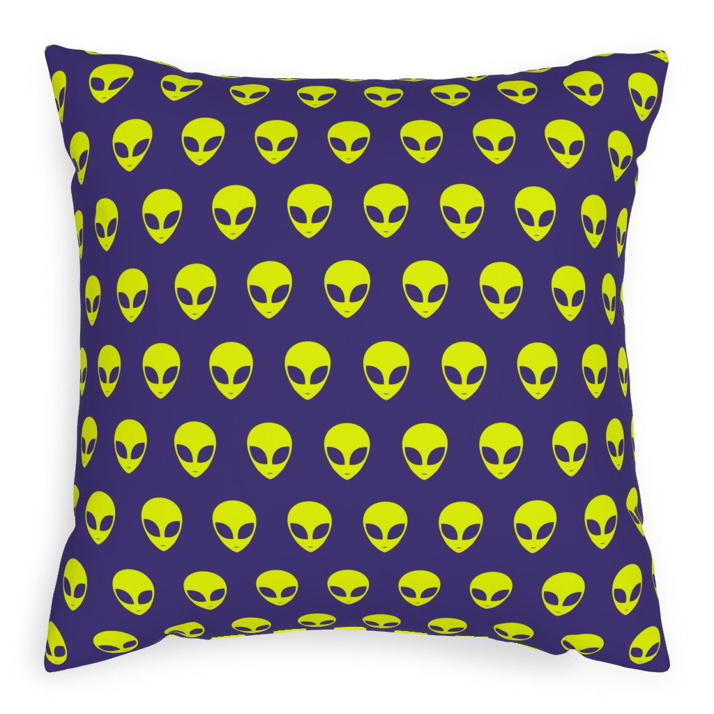 Retro Alien Heads Pillow, Woven, White, 20x20, Double Sided, Purple