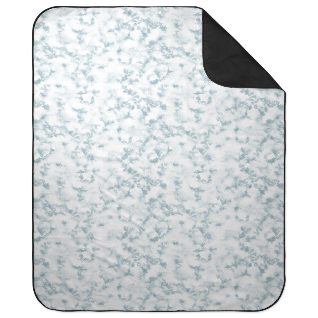 Inked Tie Dye Picnic Blanket, Blue
