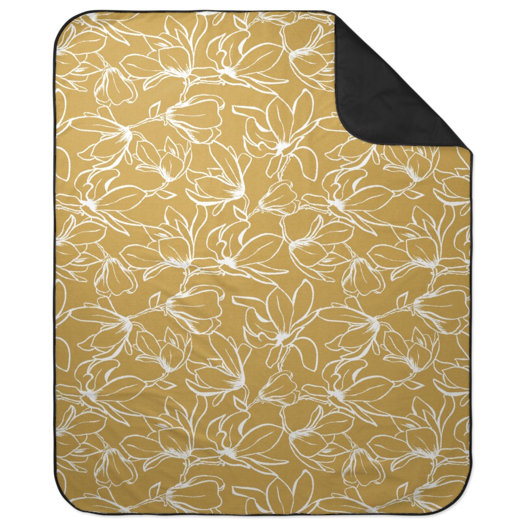 Magnolia Garden Picnic Blanket, Brown