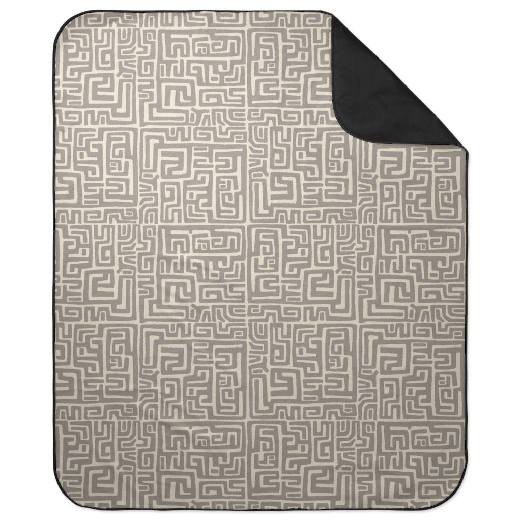 Maze Picnic Blanket, Gray