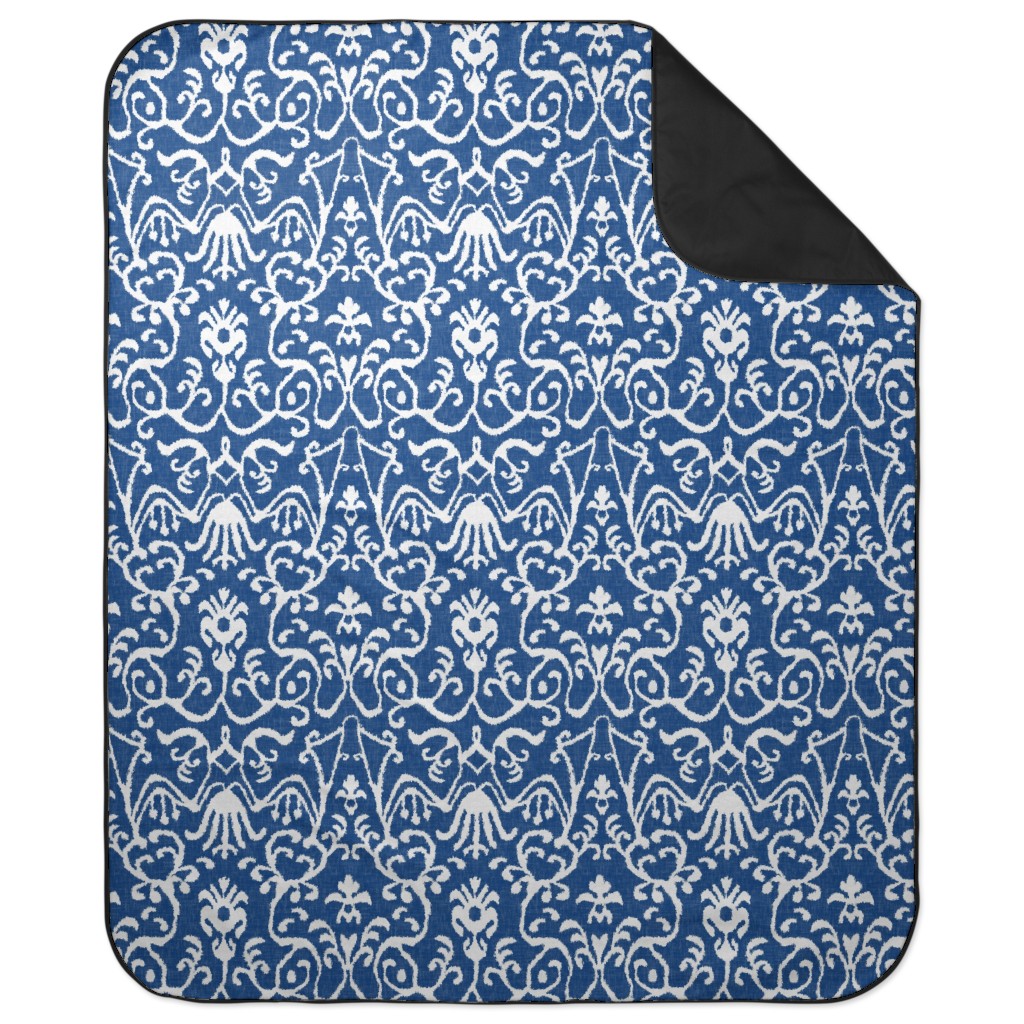 Lucette Ikat - Navy Picnic Blanket, Blue