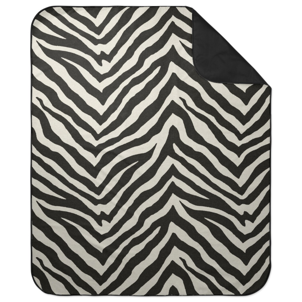 Zebra Pattern Picnic Blanket, Black
