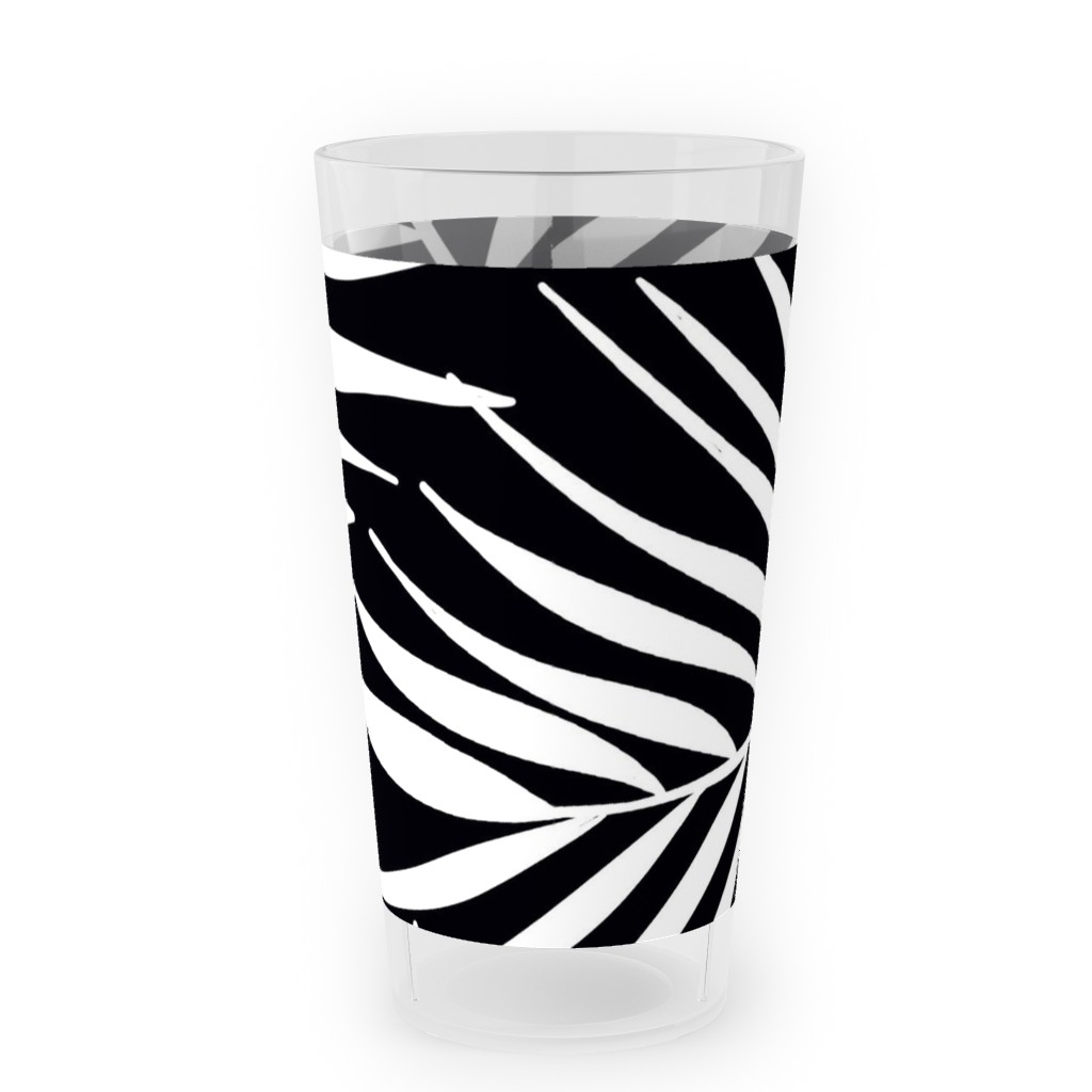 Palm Tree Leaves Outdoor Pint Glass, Black